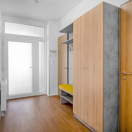 דירה Szent Bernadett Csaladi Apartmanhaz *